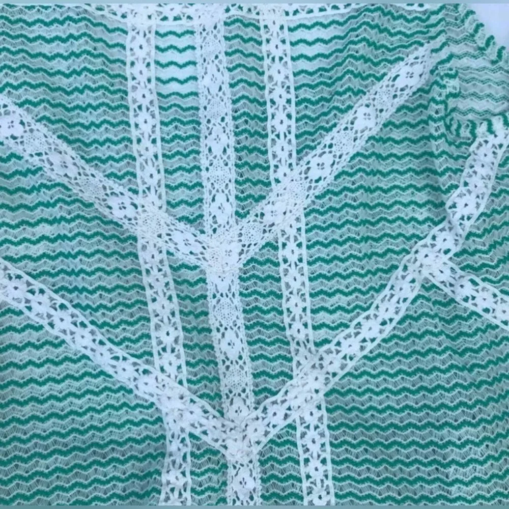 FREE PEOPLE || Loose Weave Crochet Turquoise & Lace Sleeveless Peplum Top XS - Picture 7 of 12